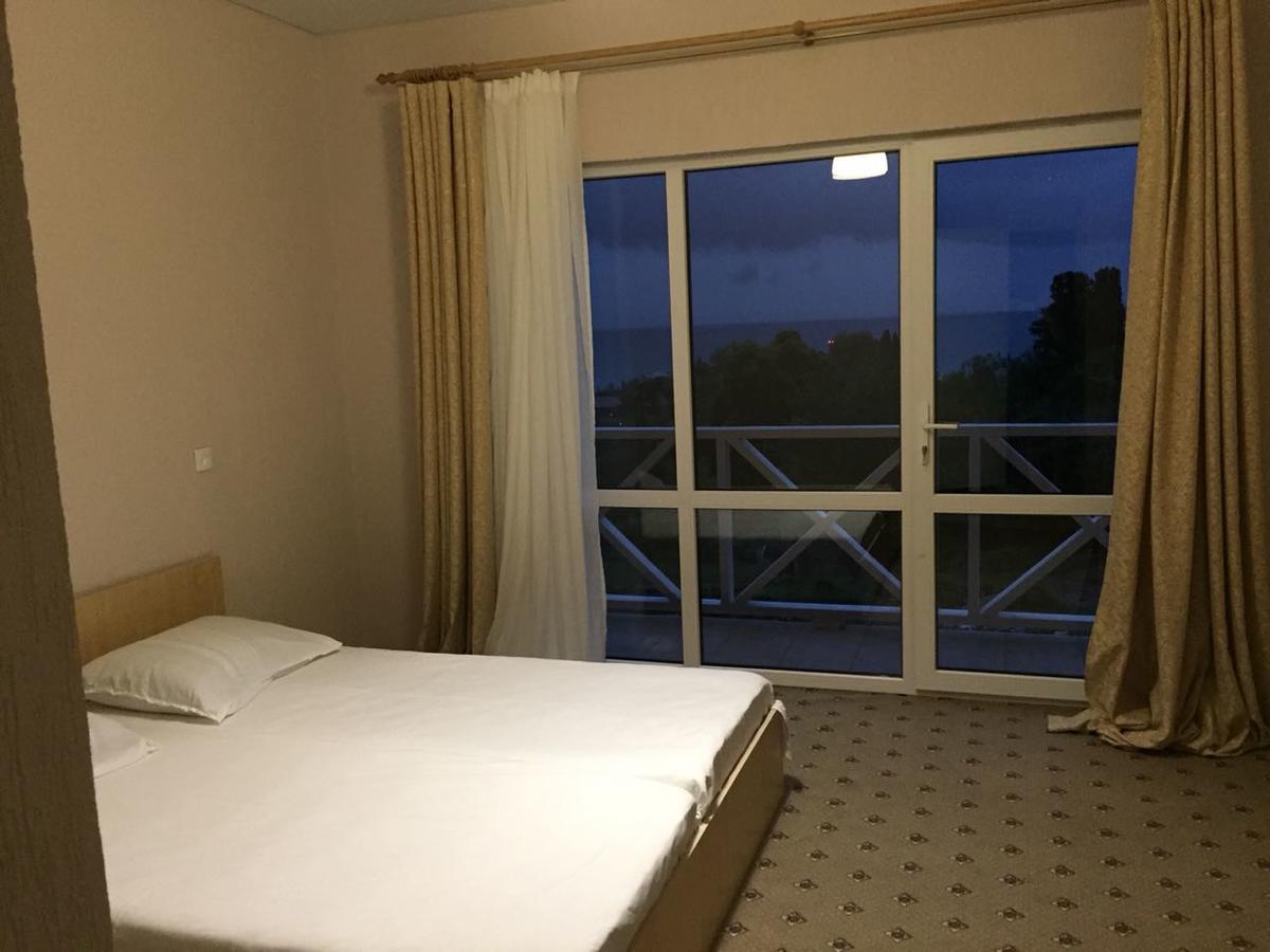 Palm Hotel New Athos Bagian luar foto